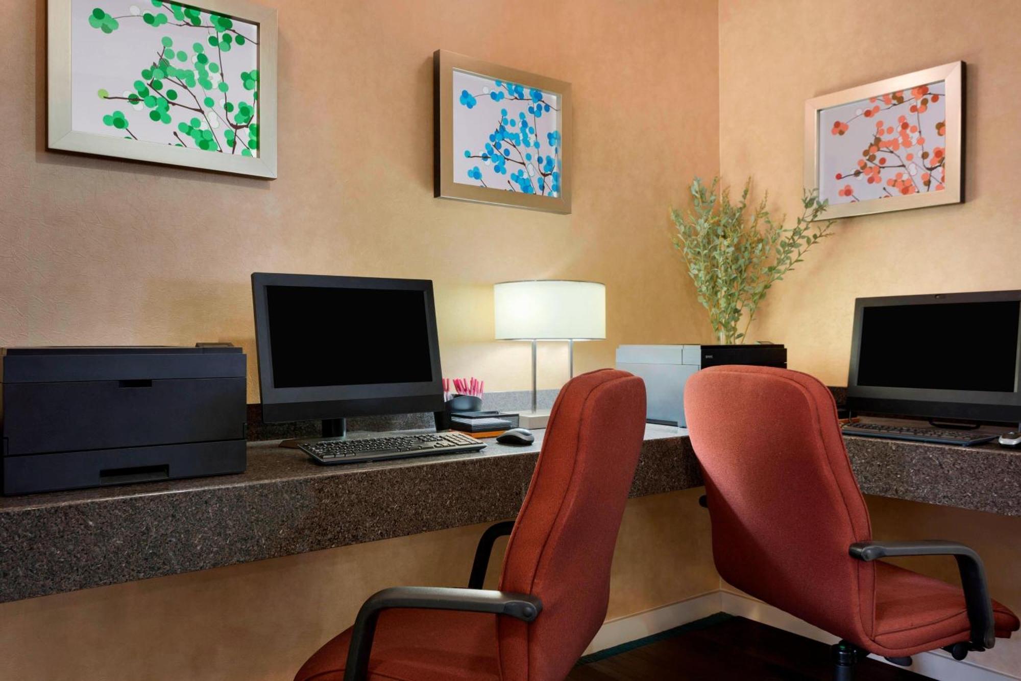 Residence Inn By Marriott Houston The Woodlands/Lake Front Circle Экстерьер фото